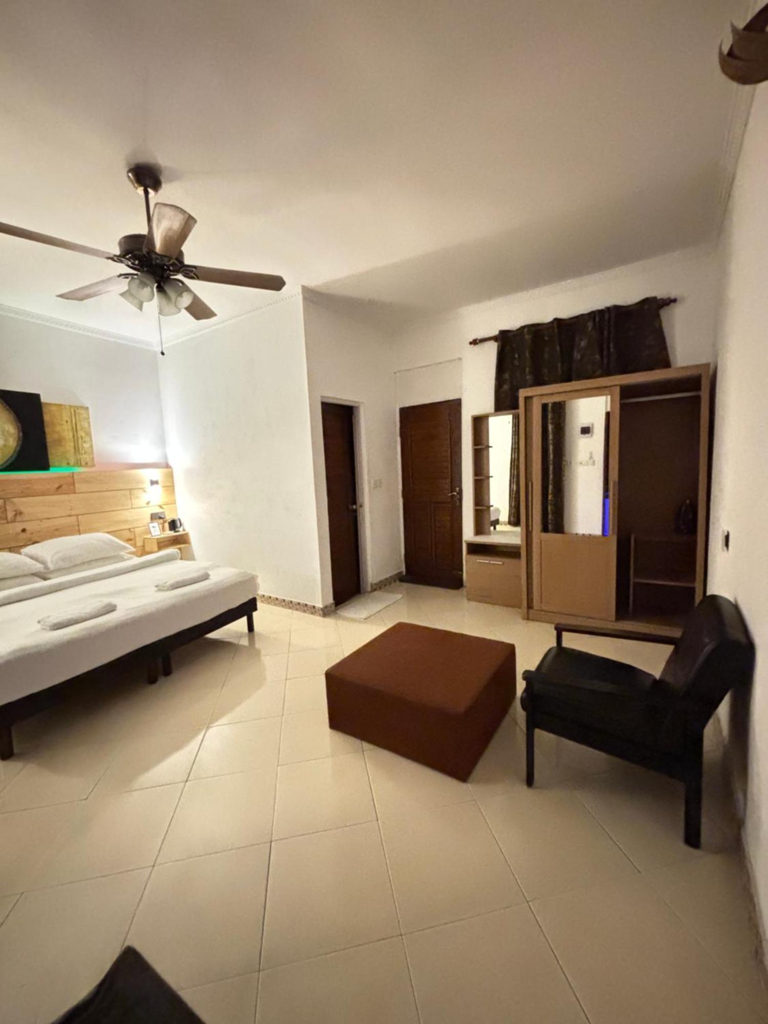 Aloha Inn Himmafushi Esterno foto